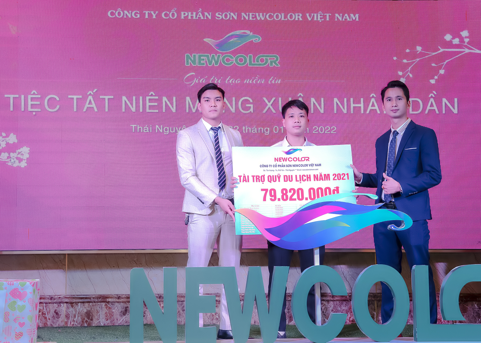 Hình ảnh hoạt động