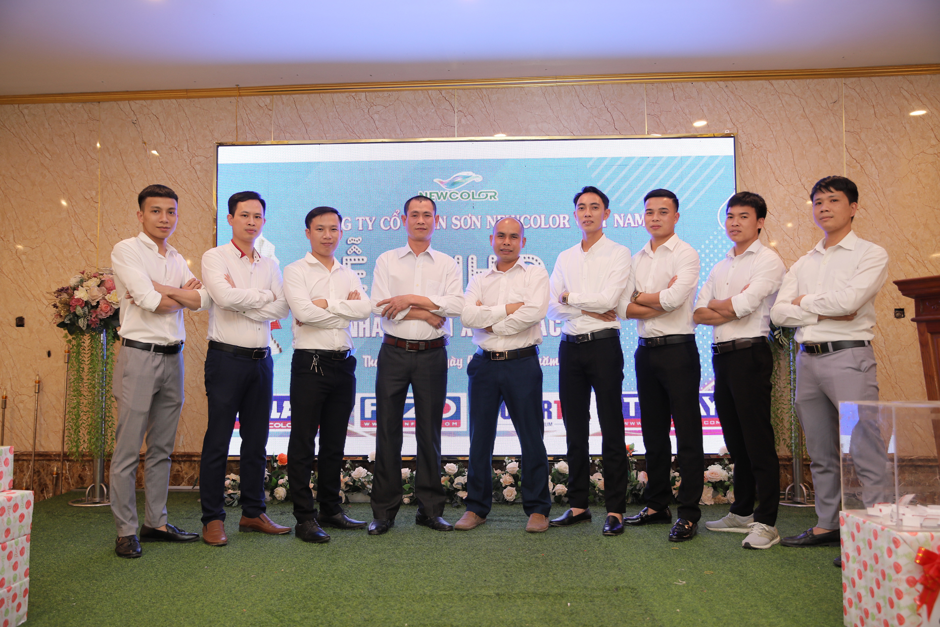 Hình ảnh hoạt động