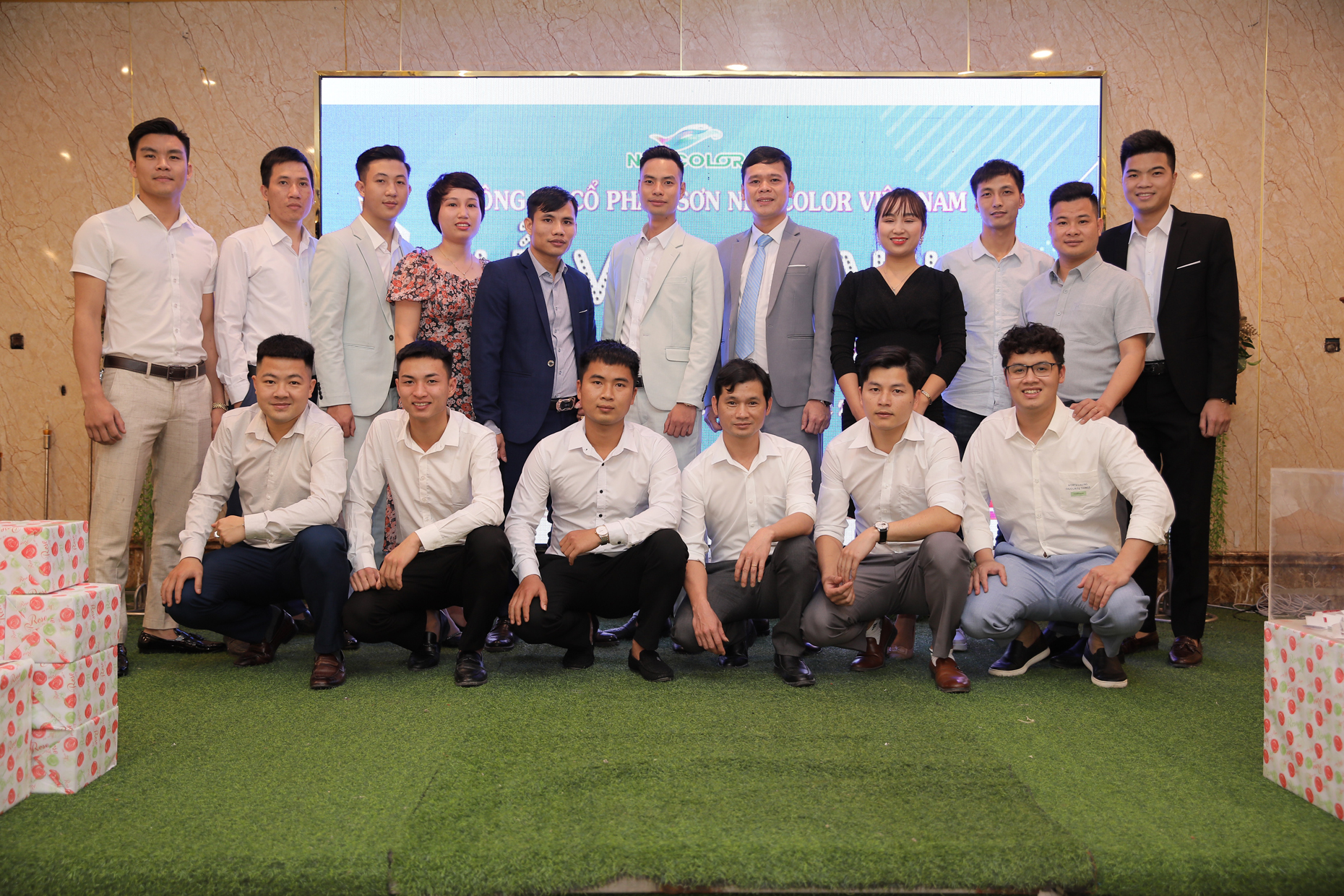 Hình ảnh hoạt động